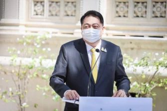 รัฐมนตรีกระทรวงแรงงาน นายสุชาติ ชมกลิ่น นายสุชาติ ชมกลิ่น รัฐมนตรีว่าการกระทรวงแรงงาน